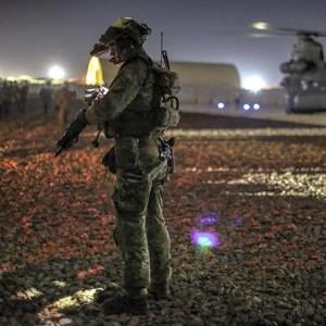 Meet your Posher, Carlos